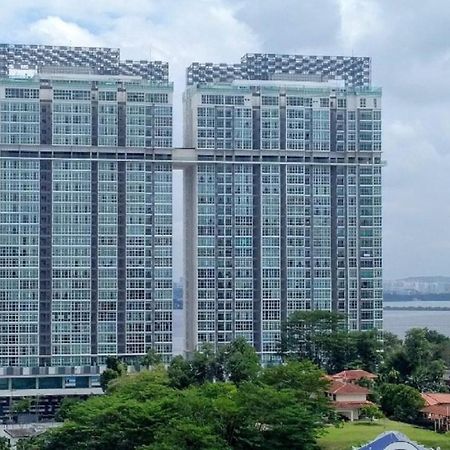 Experience The Coast - Hostahome Suites At Paragon Residence Near Downtown Johor Bahru Zewnętrze zdjęcie