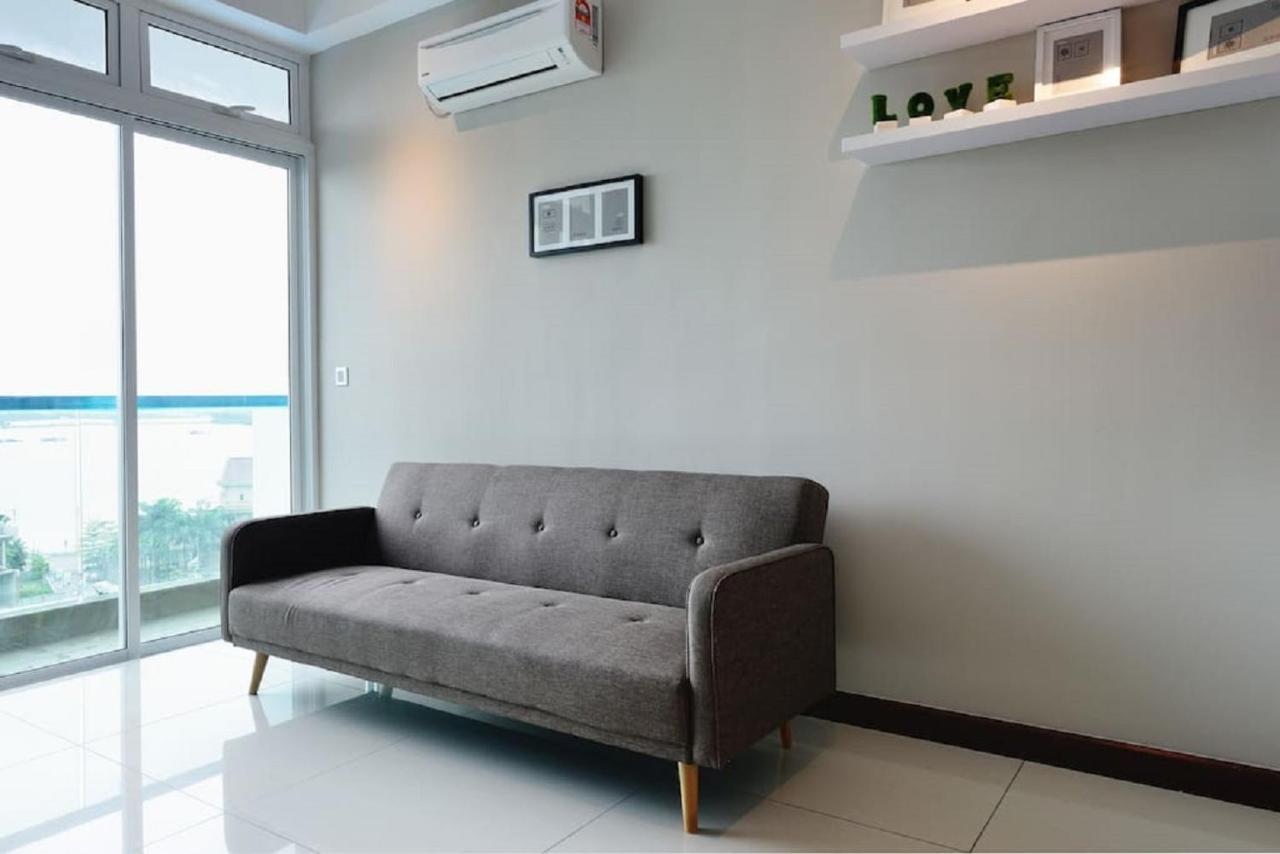 Experience The Coast - Hostahome Suites At Paragon Residence Near Downtown Johor Bahru Zewnętrze zdjęcie